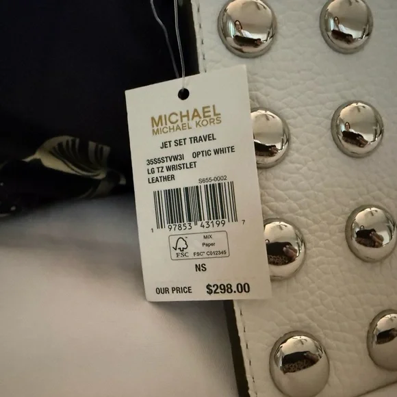 Michael Kors Optic White Leather Wristlet/soft Clutch with Silver Stud Accents - Picture 3 of 7